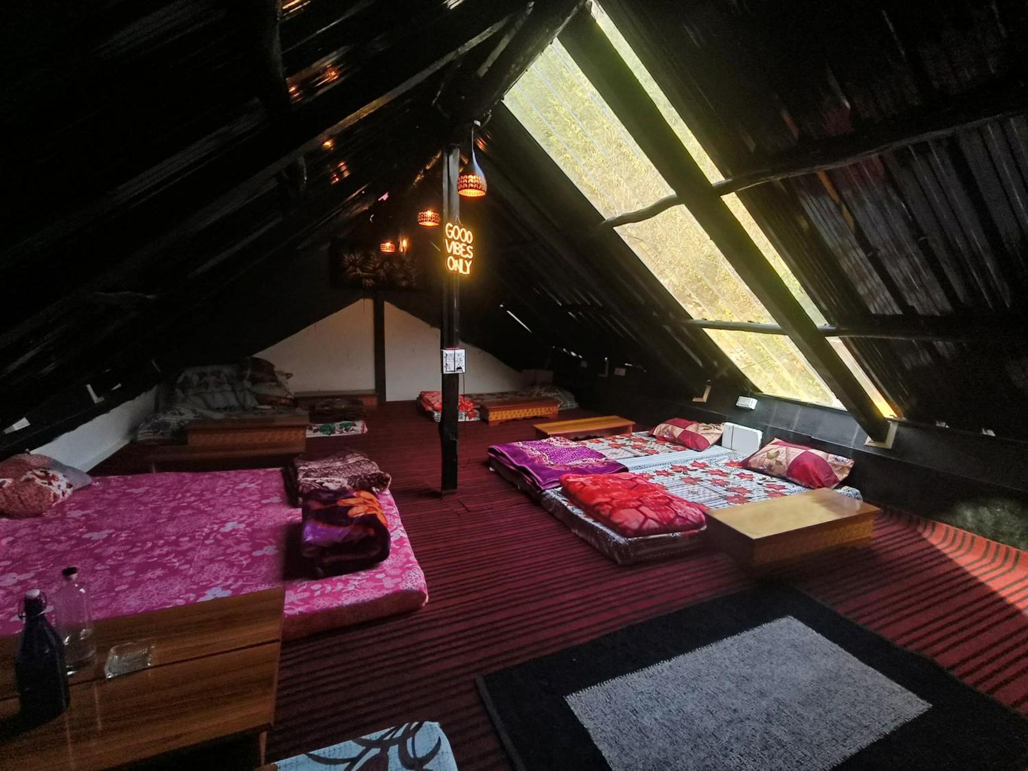 Stoner'S Delight Hostel Kulu Kültér fotó