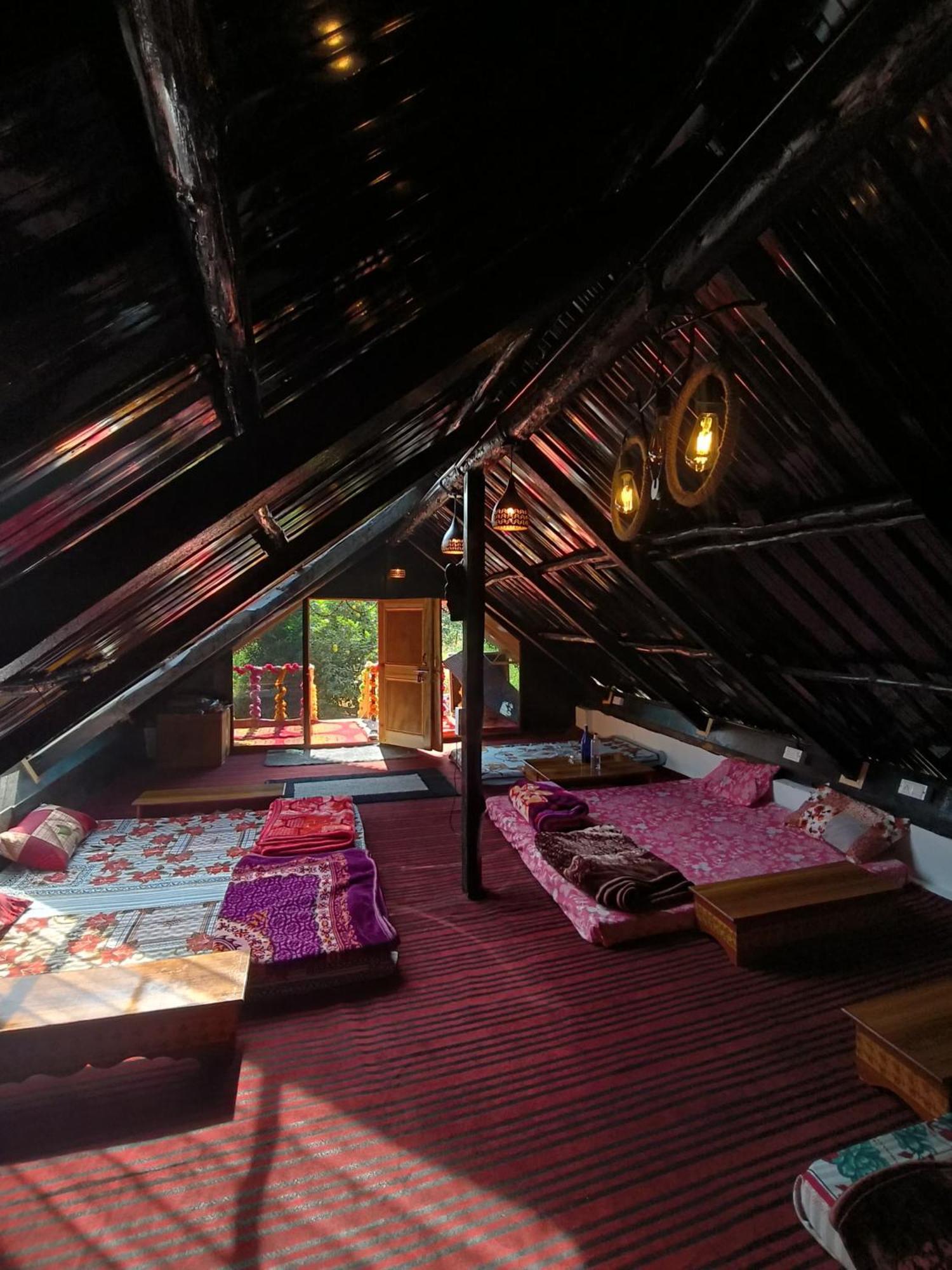 Stoner'S Delight Hostel Kulu Kültér fotó